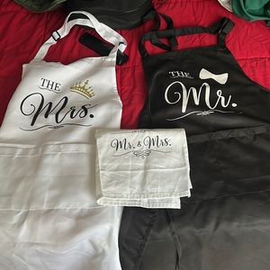 Mr and Mrs cooking BBQ apron set